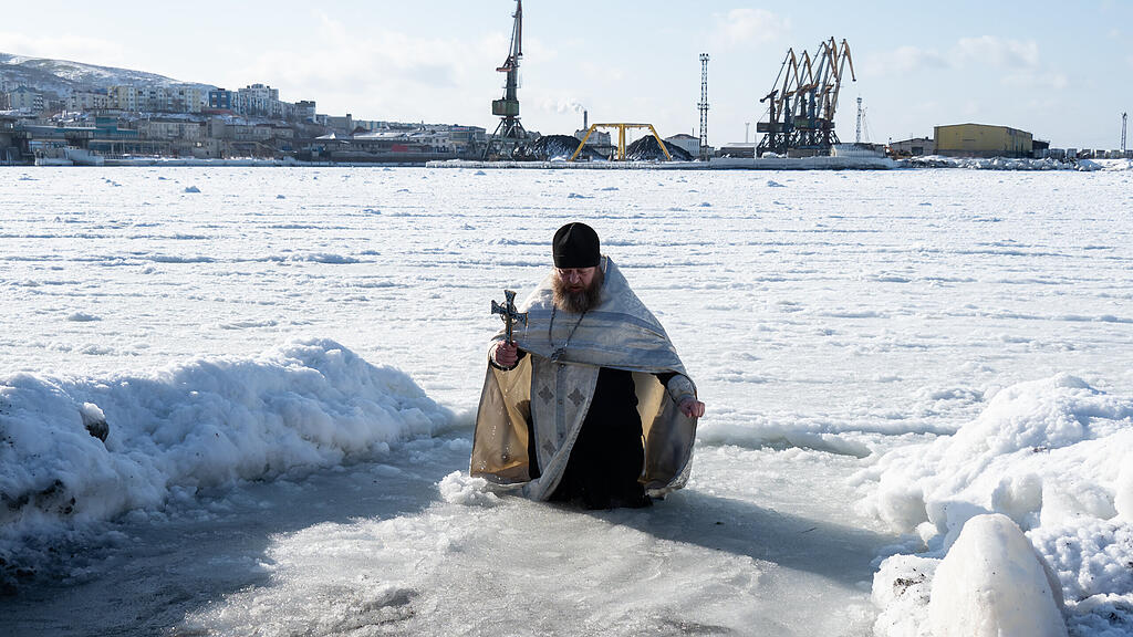 Eisbad in Russland
