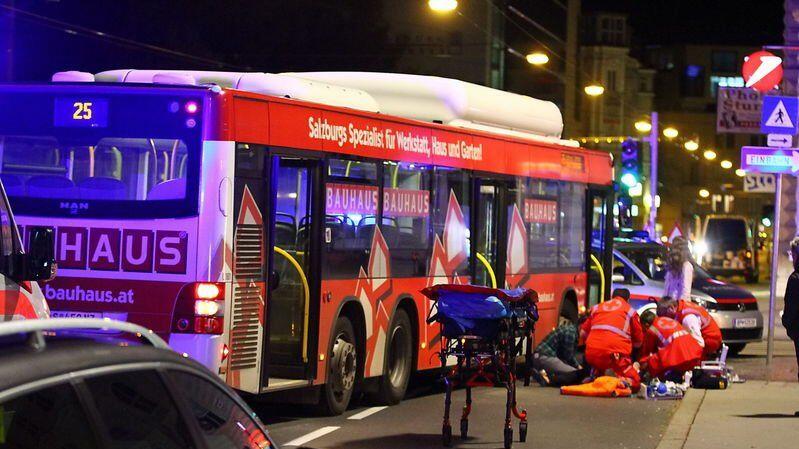 Die Frau wurde bei dem Unfall schwer verletzt.