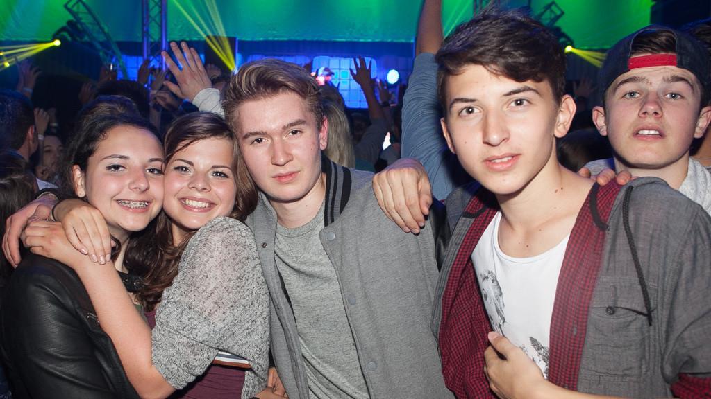 Kick-Off-Party, I
