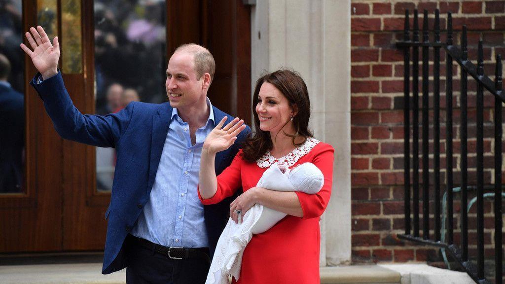 Prinz William und Herzogin Kate treten vor die Kameras