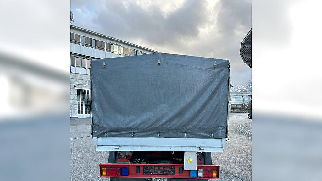 Berufsfeuerwehr Salzburg verkauft Fahrzeuge