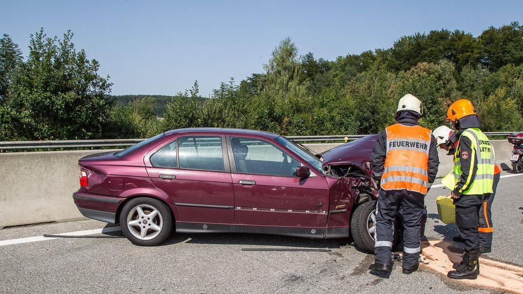 Unfall mit drei Fahrzeugen bei Salzburg-Nord
