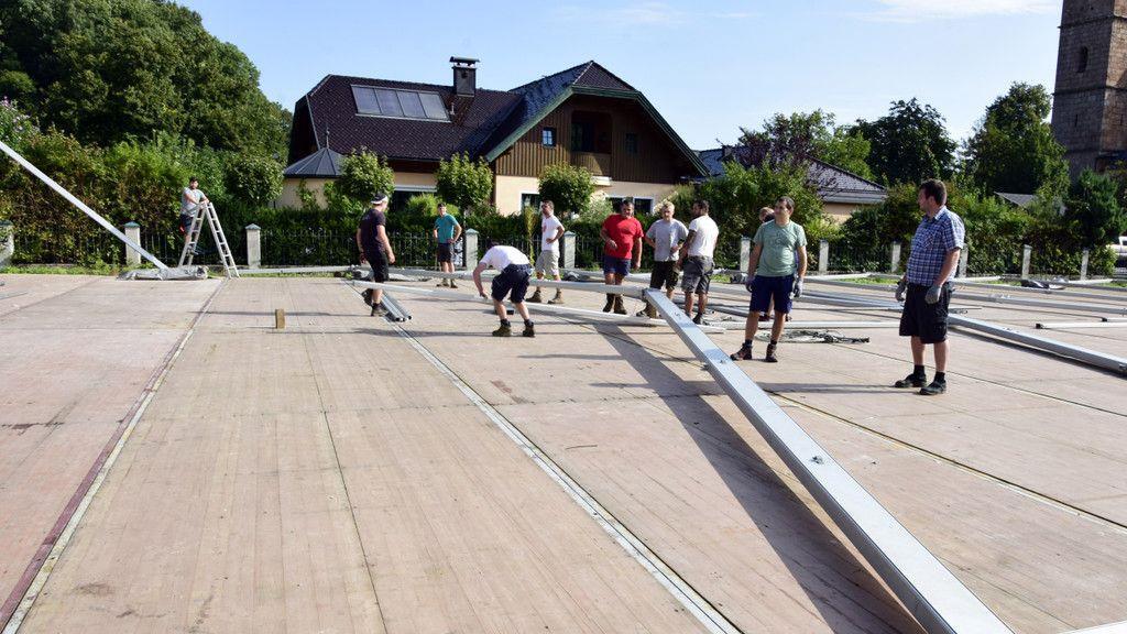 St. Leonharder Kirtag: Aufbau