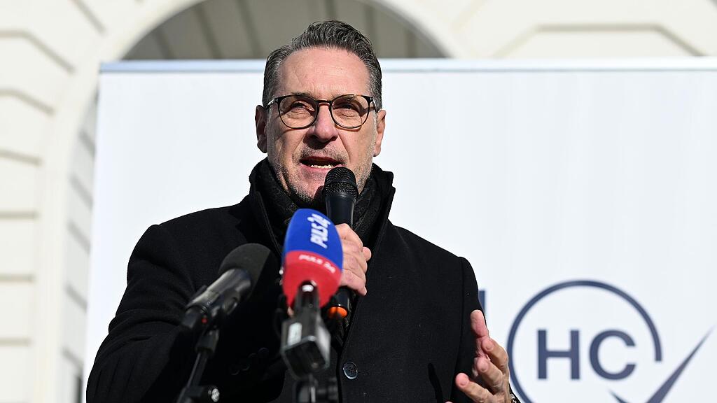 HC Strache will in den Landtag