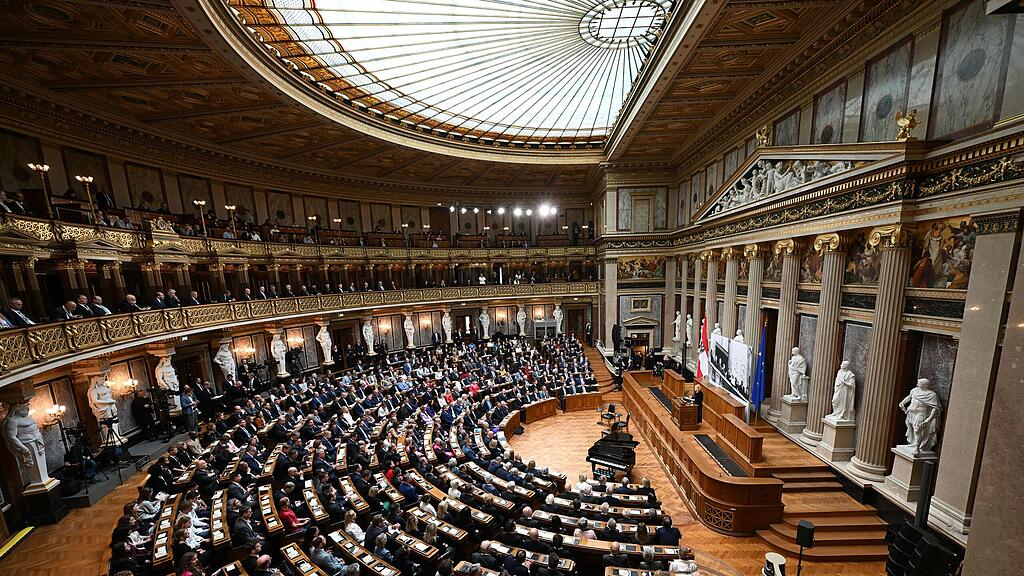 70. JAHRESTAG: UNTERZEICHNUNG DES STAATSVERTRAGS / FESTAKT PARLAMENT: BURES