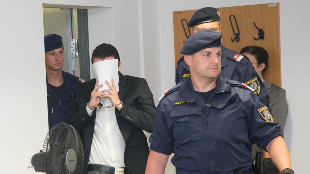 Mord in Saalfelden: Emotionaler Prozessauftakt in Salzburg