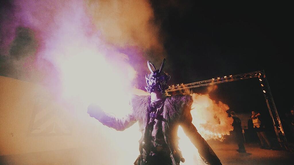 Offene Alumasken, das Markenzeichen der D'Unguadn Teifen aus Berndorf.