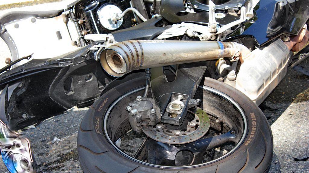 B305: Bilder der Unfallstelle