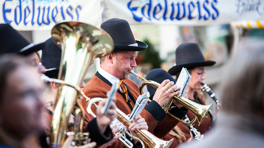 Benefizdorffest Uttendorf