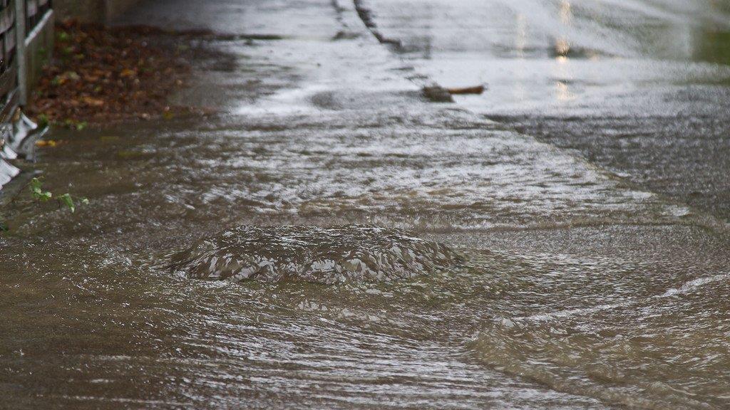 Wintereinbruch - Überflutungen in Bergheim