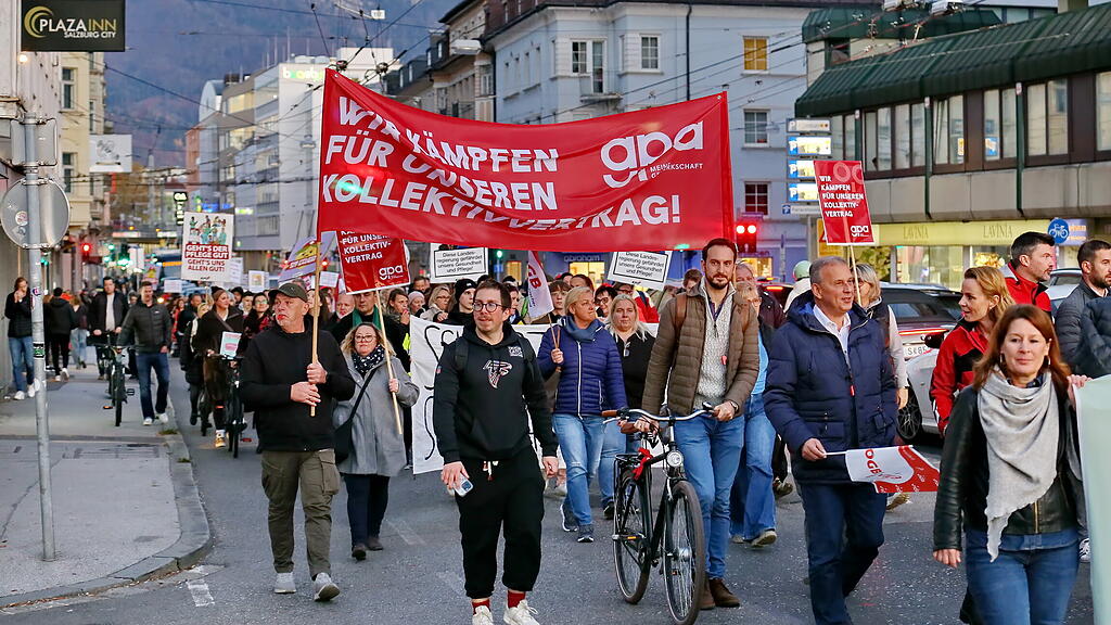 Pflege-Demo in Salzburg II