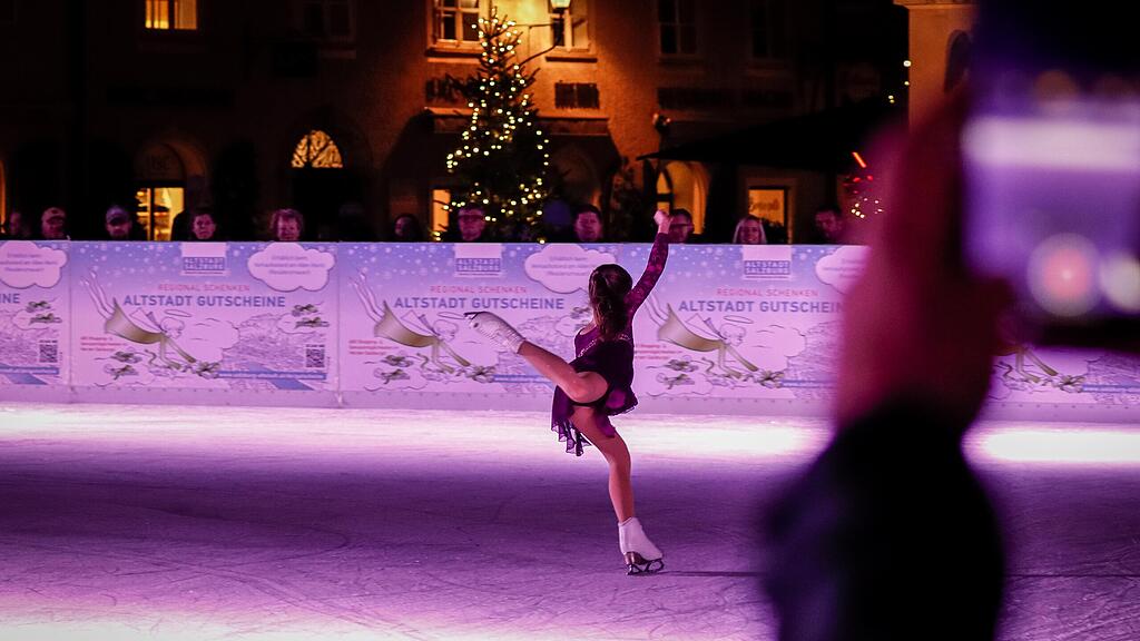 Die "Eiszauber" Er\u00f6ffnung am Salzburger Christkindlmarkt