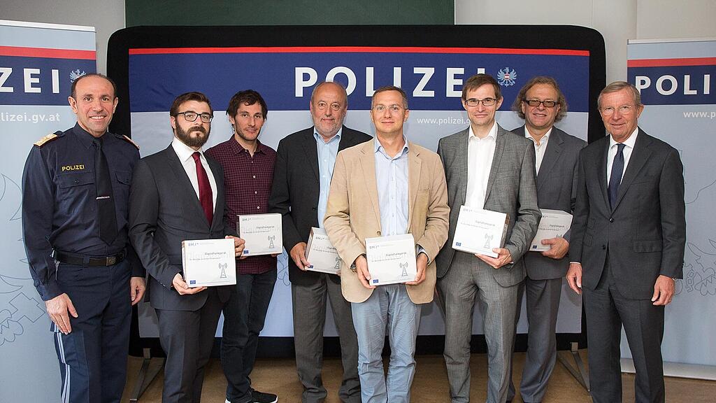 Die Unternehmen verfügen nun über einen Digitalfunk.