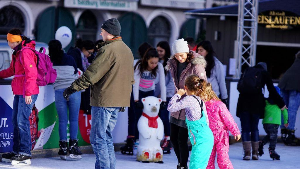 Eislaufen Mozartplatz