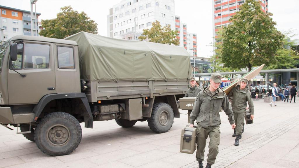 Flüchtlinge in Salzburg: Bundesheer im Hilfseinsatz