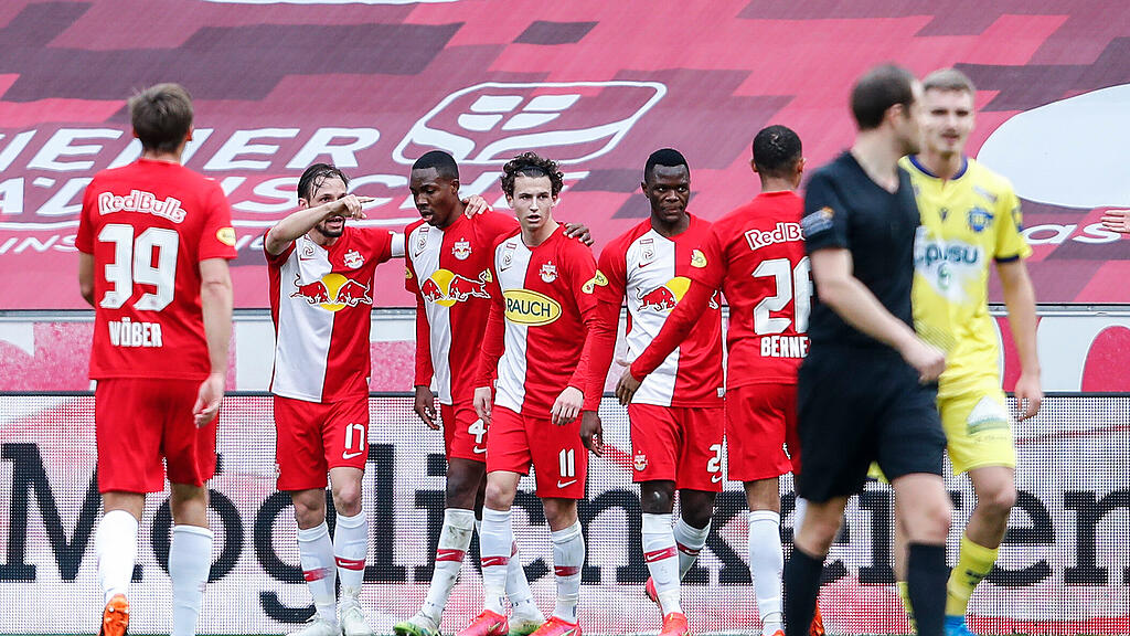 FC_Red_Bull_Salzburg, St.Pölten