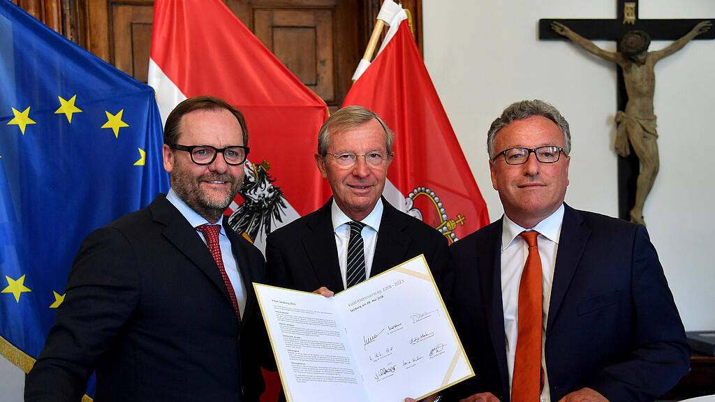 Die neue Landesregierung hat den Koalitionsvertrag am Montag unterzeichnet.