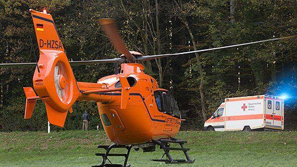 Der Biker wurde mit dem Hubschrauber abtransportiert.