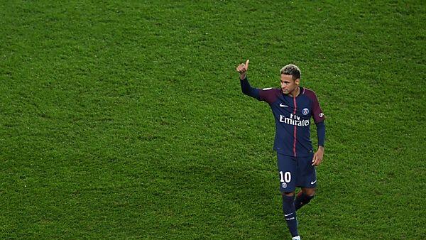 Neymar kassiert 3 Mio. Euro pro Monat