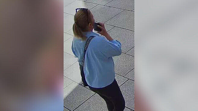 90-Jähriger in Salzburg bestohlen: Fahndungsbilder