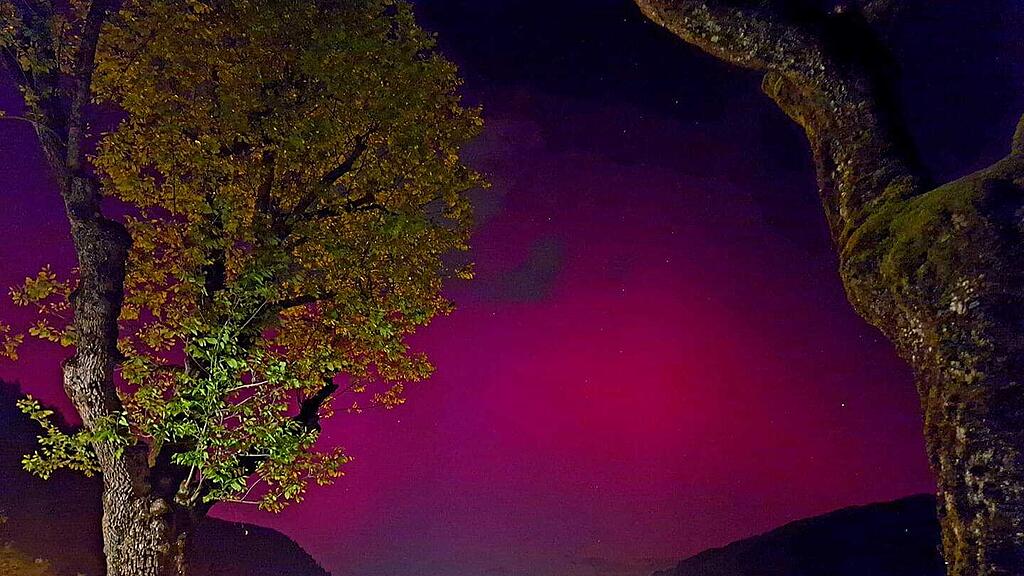 Userbilder: Polarlichter \u00fcber Salzburg