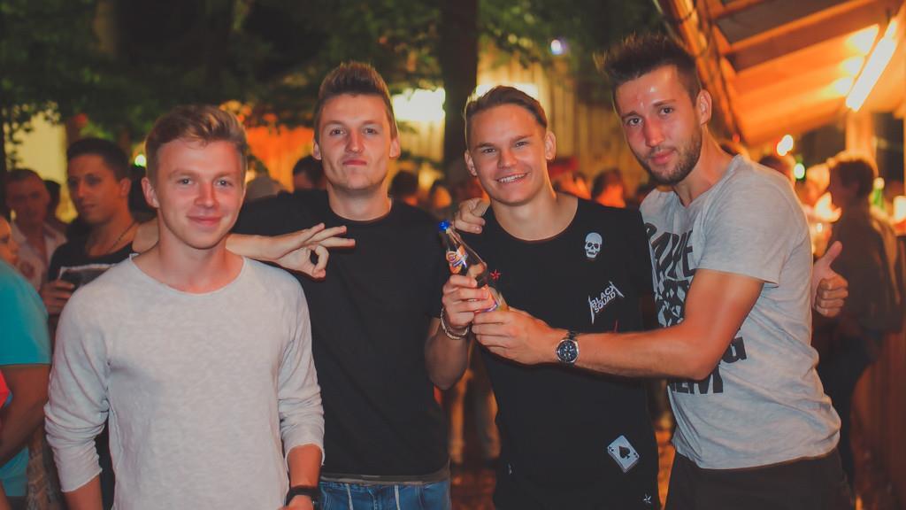 Hallwanger Waldfest, I