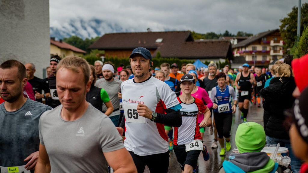 Zahlreiche Sportler gingen beim Walser Dorflauf an den Start.