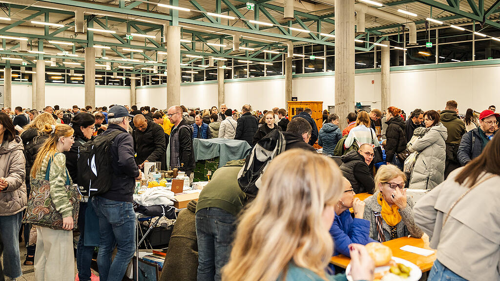 Nacht-, Antik- und Trödelmarkt