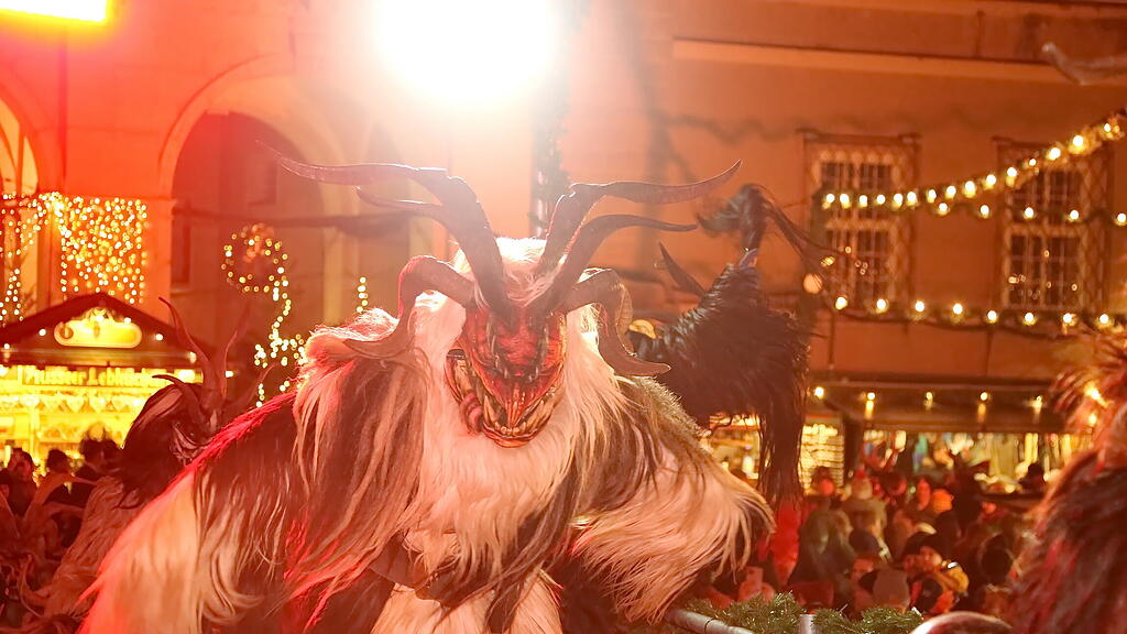 20231221_fmt_perchtenlauf_raunacht_dompl_KJ029.JPG