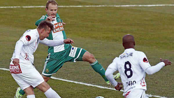 Christopher Wernitzig zieht ab zum 2:0