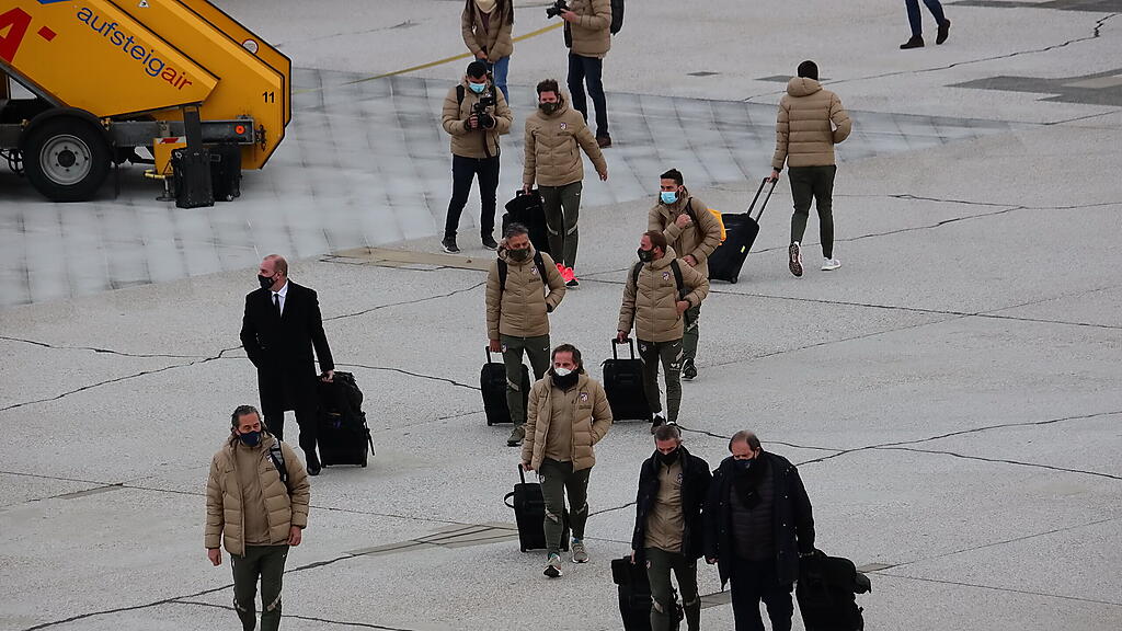 Atletico Madrid, Flughafen, Ankunft