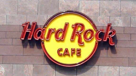 Einen Standort gibt es noch nicht, aber das zukünftige Wiener Hard Rock Cafe sucht bereits Personal.