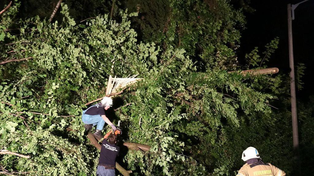 Sturm: Feuerwehren in Salzburg im Großeinsatz
