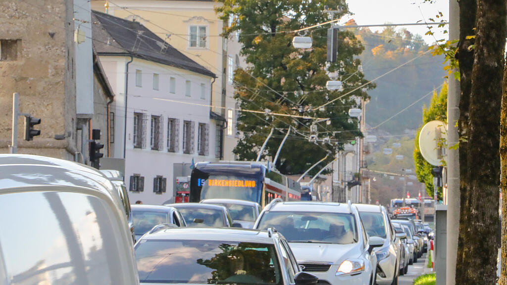 Pkw-Crash Salzburg-Nonntal