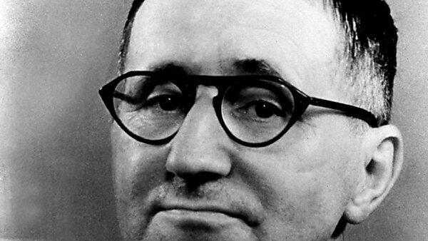 Der Dramatiker und Lyriker Bertolt Brecht