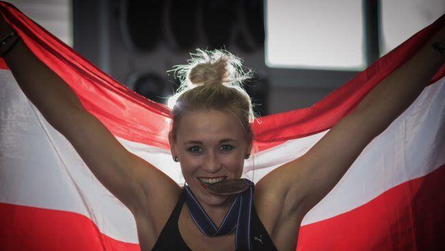 Thaiboxerin Christin Fiedler will bei der Salzburger Fight Night im Thaiboxen wieder die Fäuste sprechen lassen.