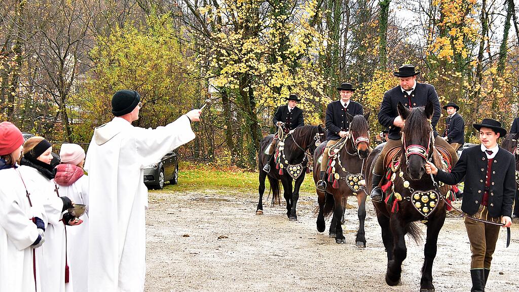 Leonhardiritt in St. Leonhard