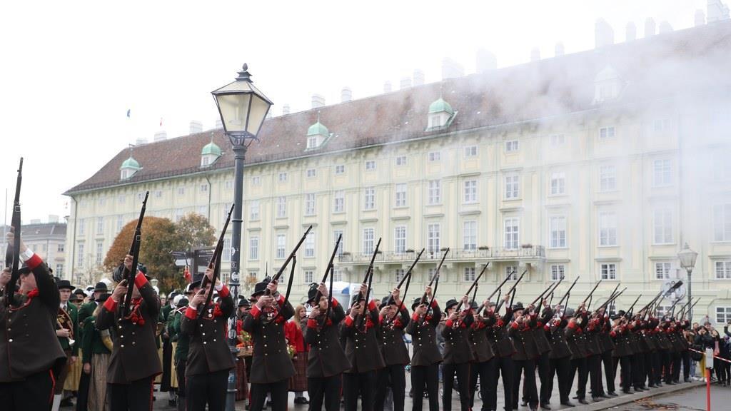 Salzburger Schützen in Wien