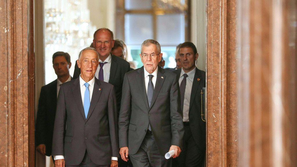 Van der Bellen und De Sousa geben PK in Salzburg