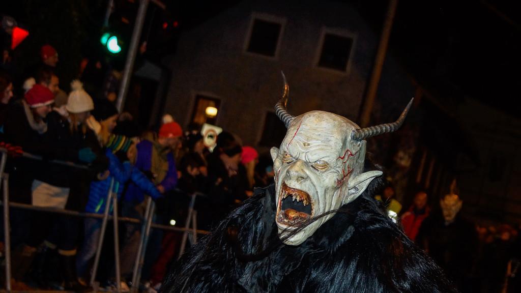 Gnigler Perchtenlauf