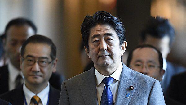 Schwere Zeiten für Japans Premier Shinzo Abe