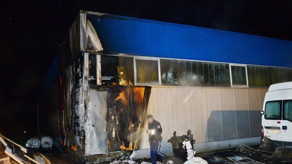 Brand im Gewerbegebiet Hallwang II