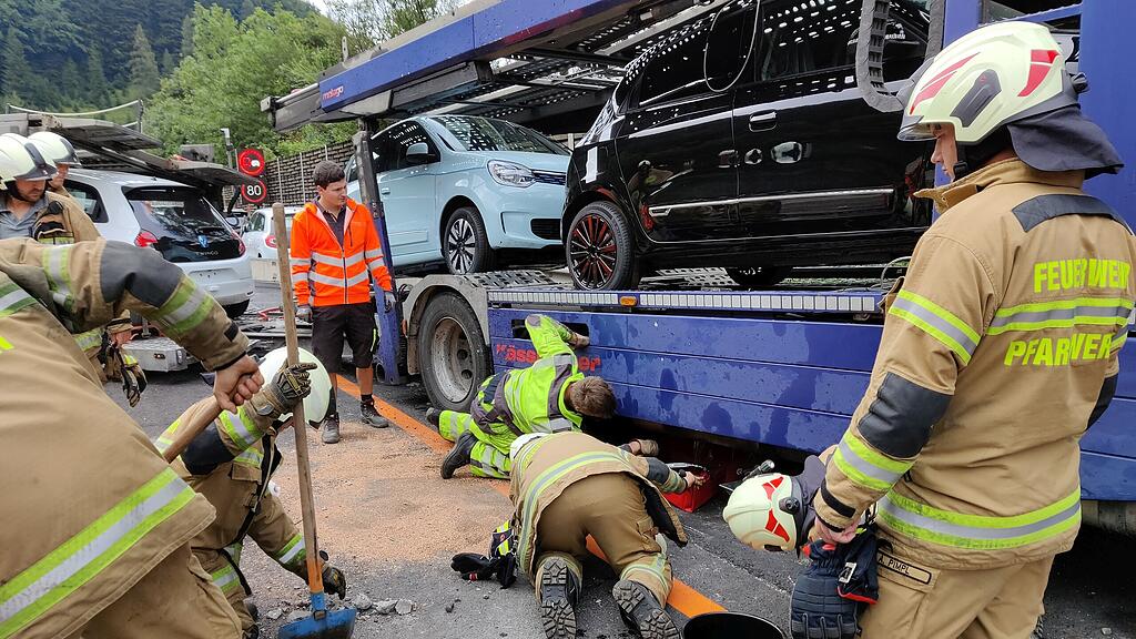Unfall Lkw A10 Pfarrwerfen
