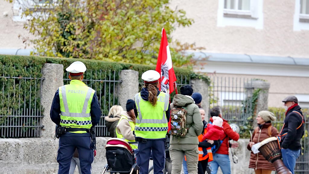 Corona-Demo in Salzburg am Sonntag