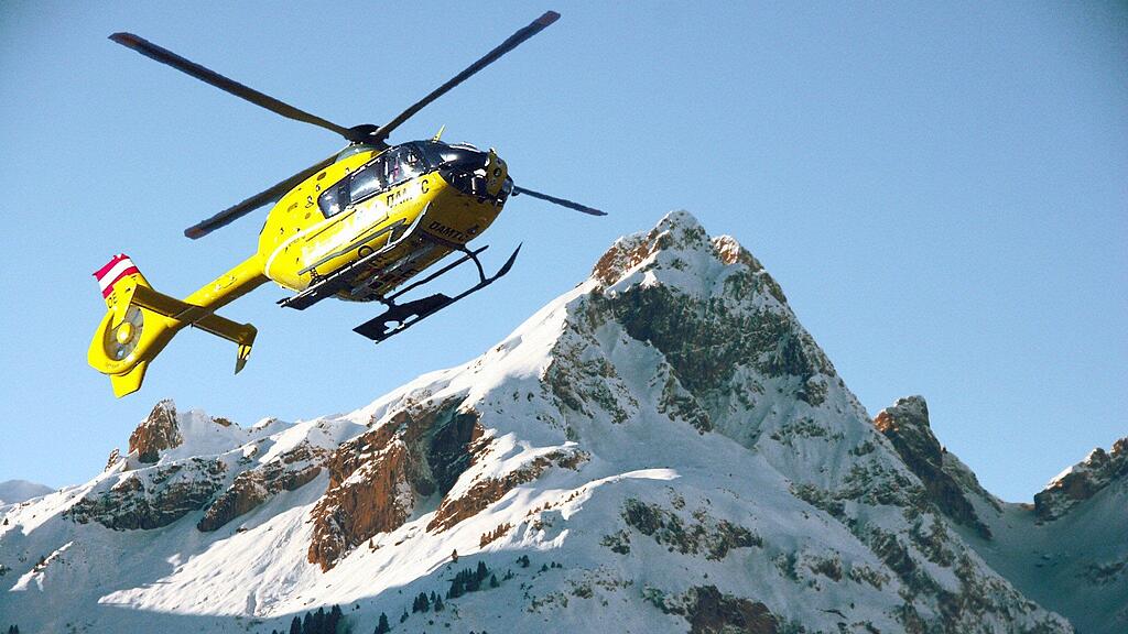 Die Verletzten wurden mit dem Hubschrauber nach Zell am See geflogen.