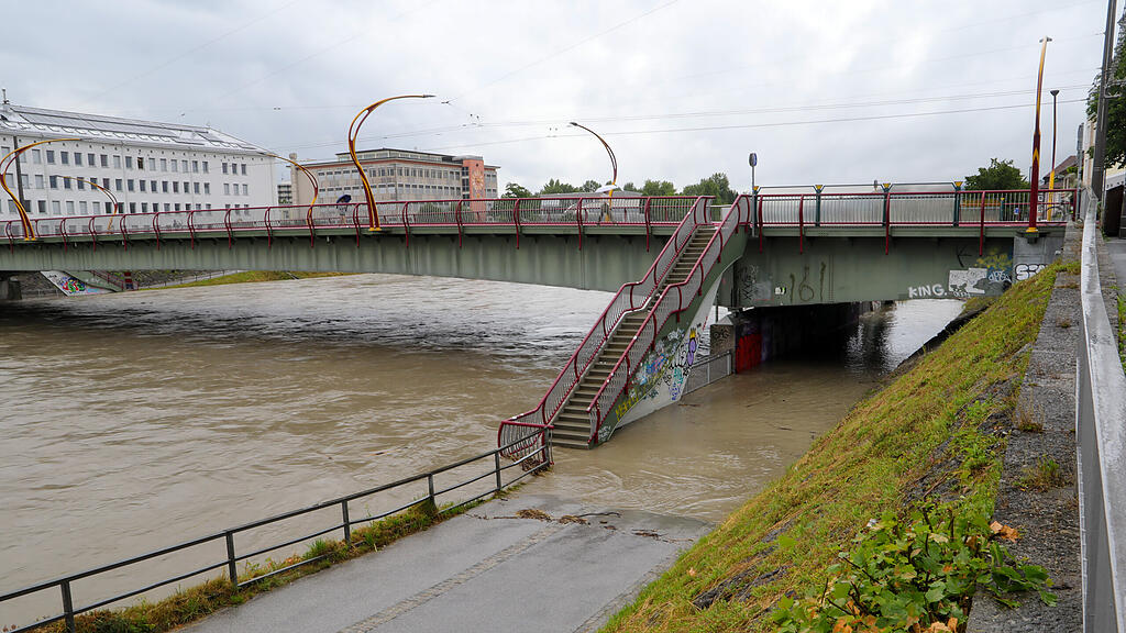 Radunterführungen entlang der Salzach gesperrt