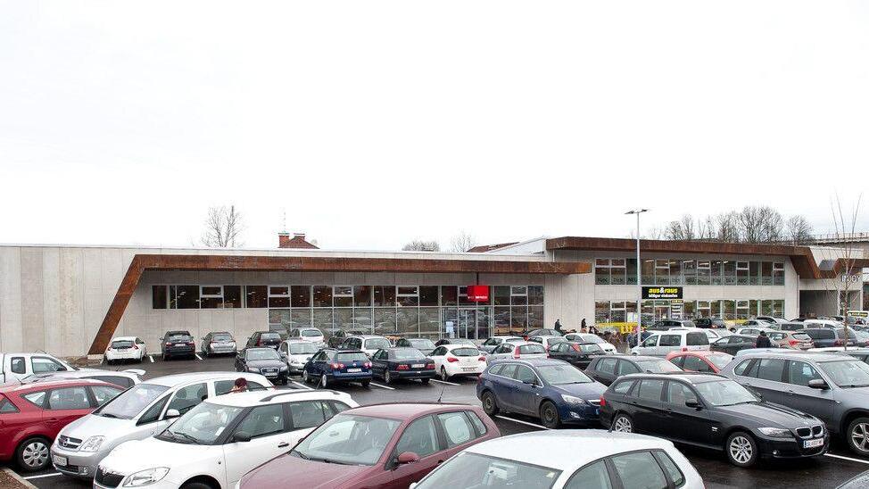 Neues Einkaufszentrum in Hallwang