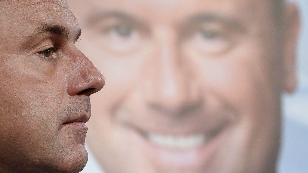 Hofer startet Wahlkampf für Stichwahl