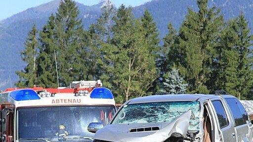 Bilder vom Unfall auf der B166