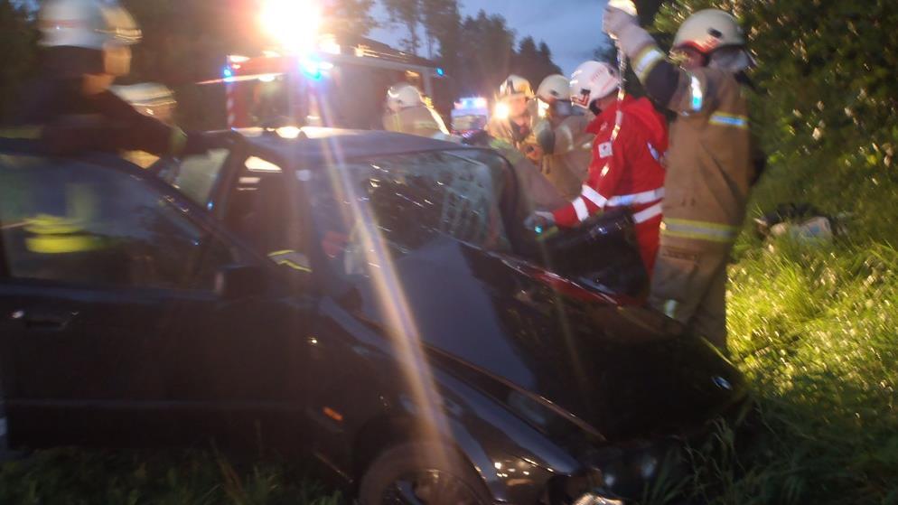 Verletzte bei schwerem Frontalcrash in Bad Ischl
